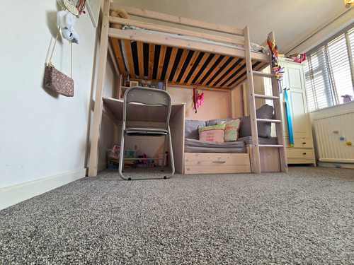 Children single wooden cabin - single,